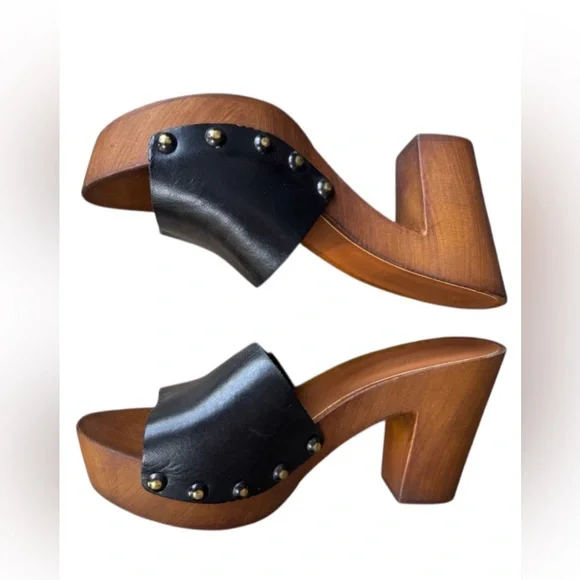 Ariat Women's Unbridled Lennon Platform
Sandal Black Leather Size: 38 (7.5) - Picture 6 of 14